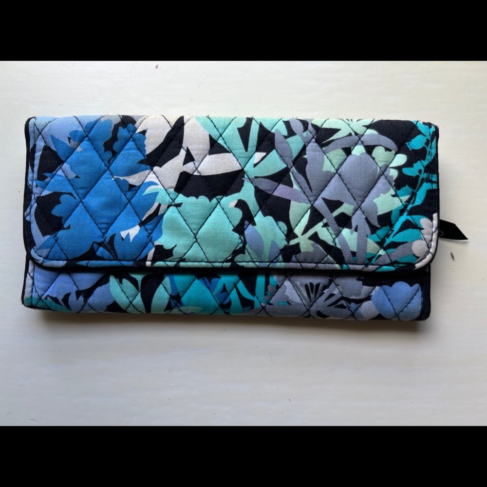 Vera bradley wallet
